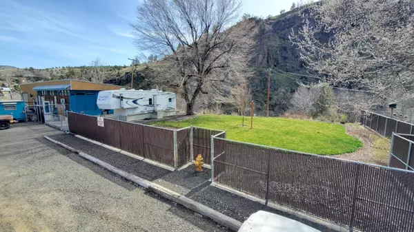 Mitchell, OR 97750,208 Highway 26