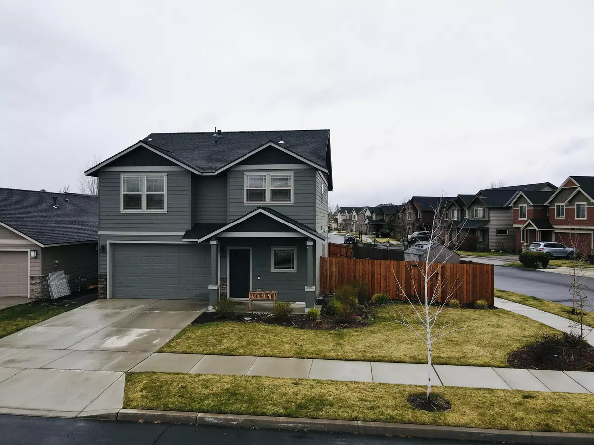 Redmond, OR 97756,2915 Cedar AVE