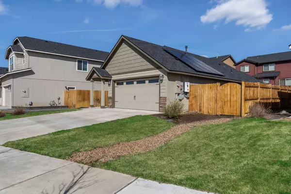 Redmond, OR 97756,458 30th ST