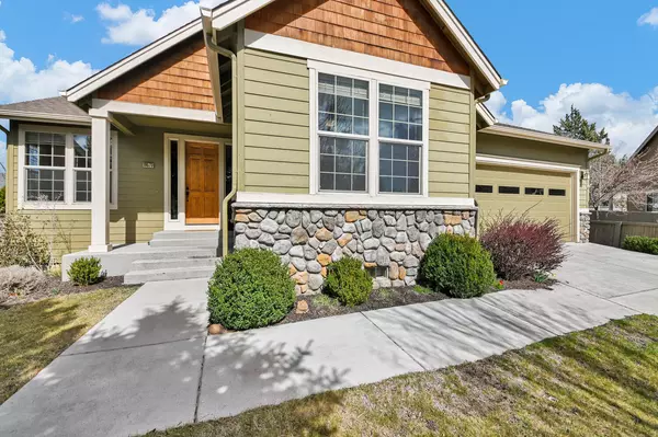 Bend, OR 97702,19573 Pond Meadow CT