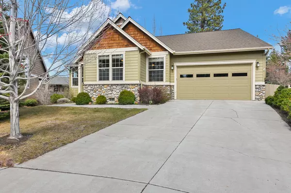 19573 Pond Meadow CT, Bend, OR 97702