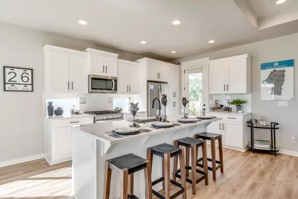 Bend, OR 97703,62691 McClain DR