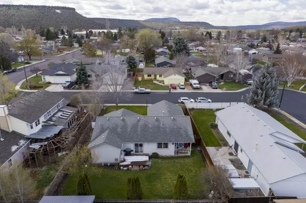 Prineville, OR 97754,971 4th ST