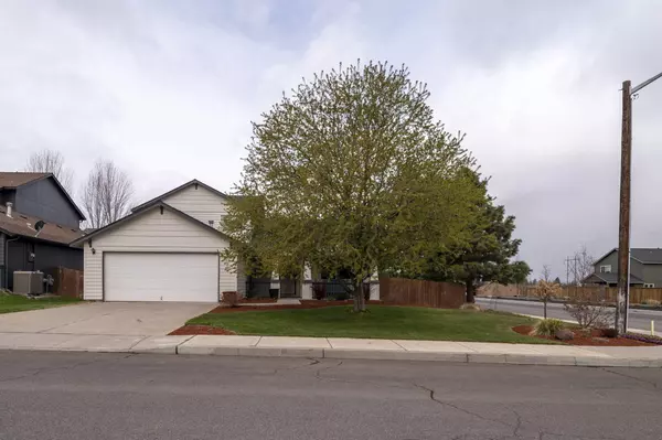 Redmond, OR 97756,1913 37th ST