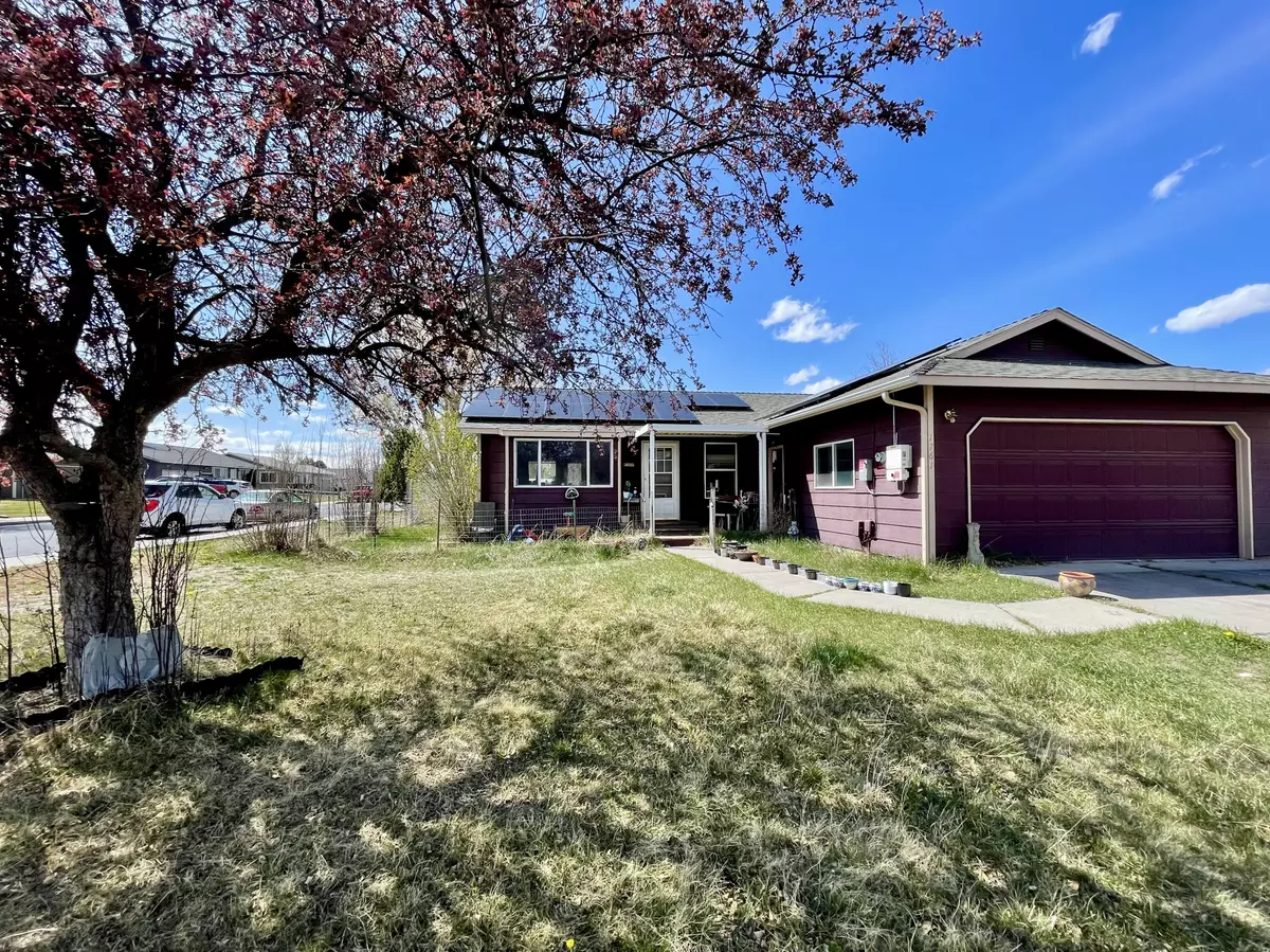 Redmond, OR 97756,1761 27th ST