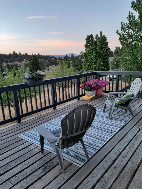 Canyon City, OR 97820,324 Edgewood DR