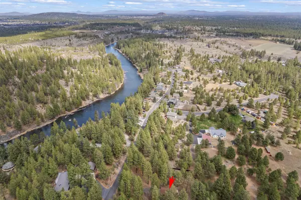 60640 River Bend DR, Bend, OR 97702