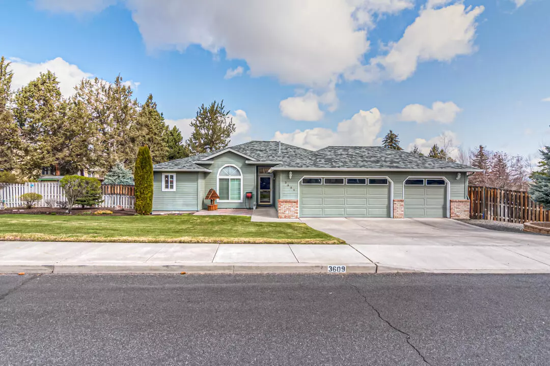 Redmond, OR 97756,3609 Wickiup AVE