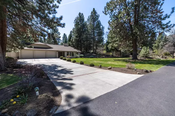 Bend, OR 97702,20405 White Pass CT