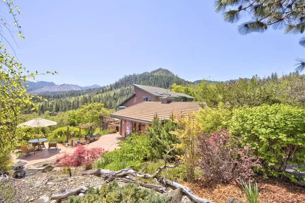 Gold Hill, OR 97525,3626 Hosmer LN