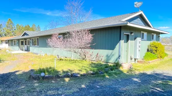 2933-2935 Ponderosa LN, Prineville, OR 97754