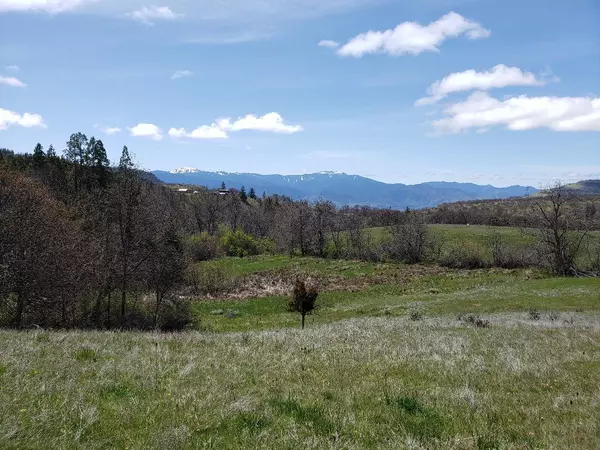 0 Cove RD #Parcel 6, Ashland, OR 97520