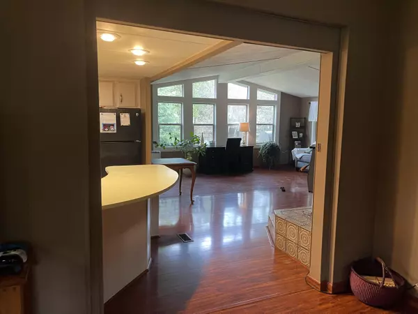 Prospect, OR 97536,489 Red Blanket RD