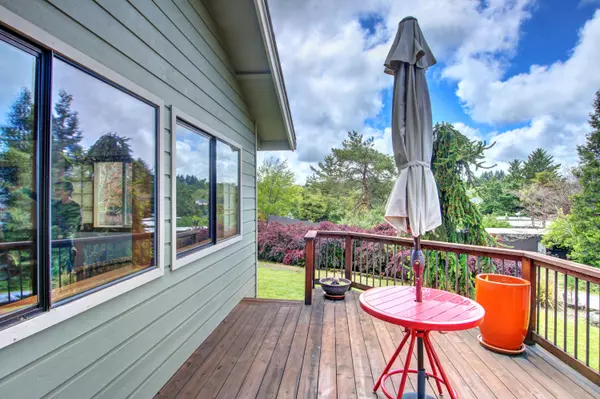 Medford, OR 97504,1407 Stardust WAY