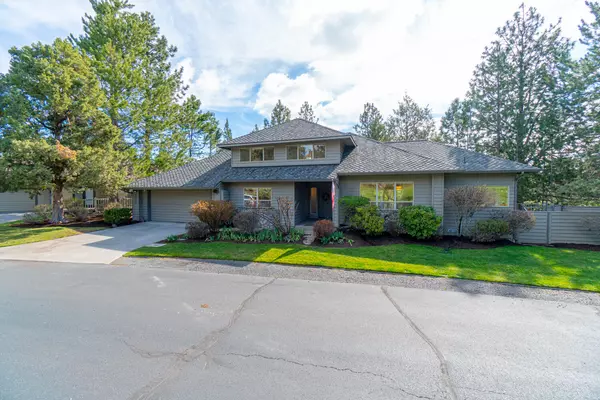 2714 Golf Course DR, Bend, OR 97703