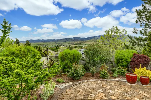 Ashland, OR 97520,459 Williamson WAY