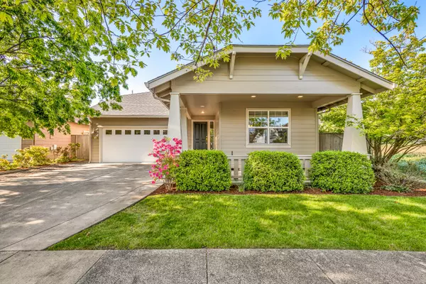 456 Williamson WAY, Ashland, OR 97520