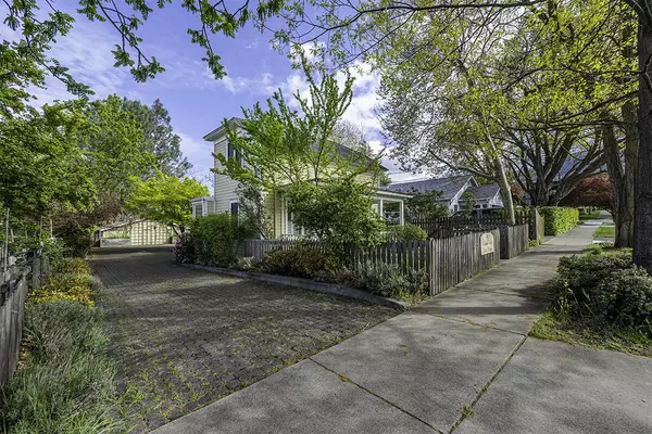 Ashland, OR 97520,130 Helman ST