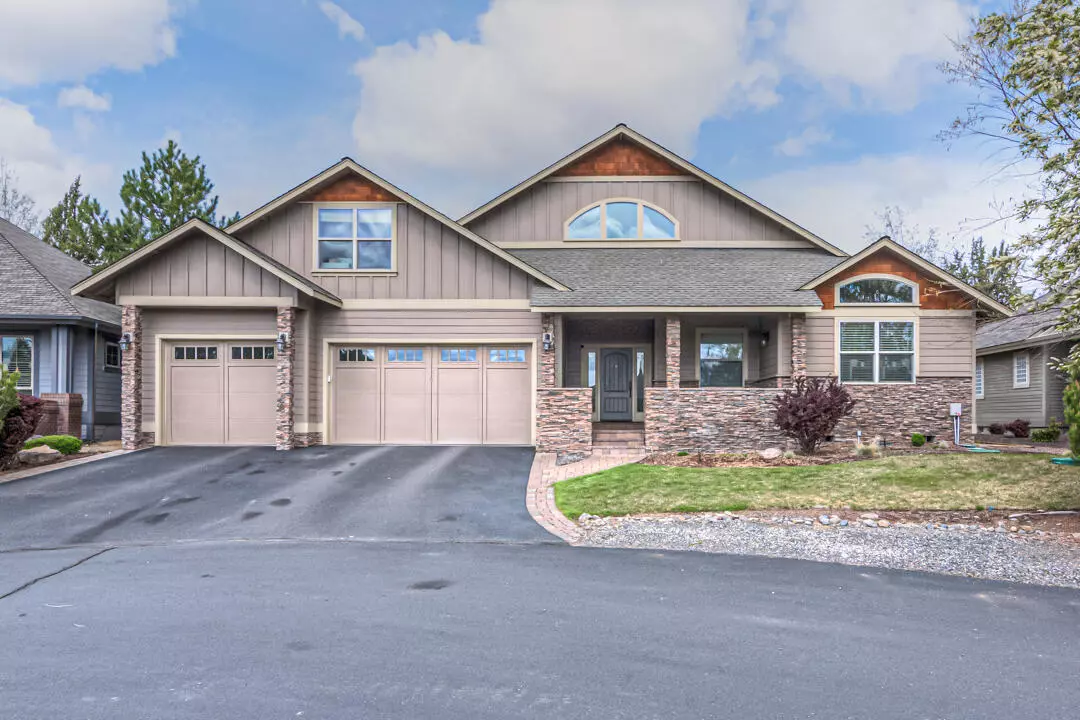 Redmond, OR 97756,1621 Eagle Springs CT