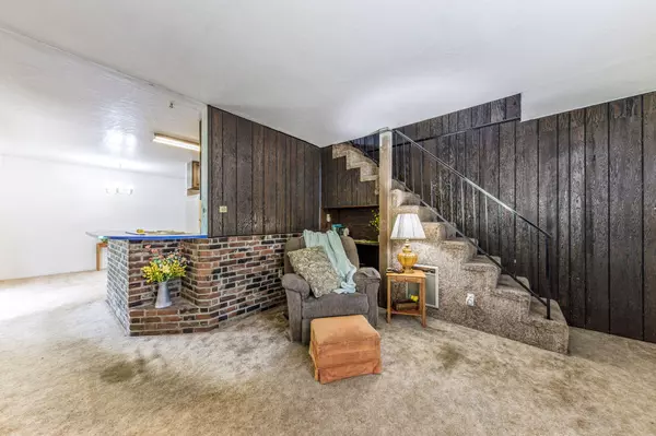 Gold Hill, OR 97525,603 First AVE N