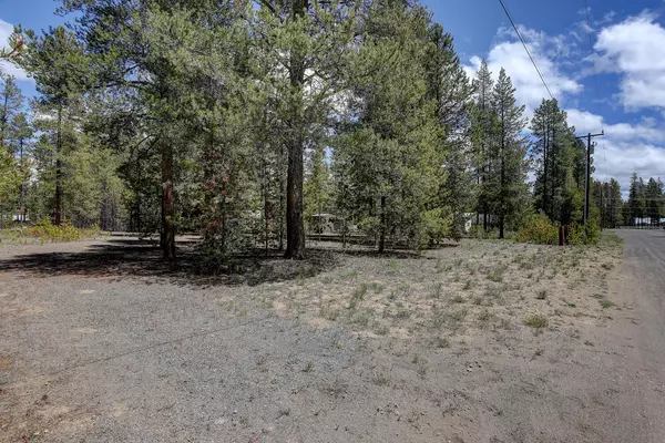 La Pine, OR 97739,15970 Cedar LN