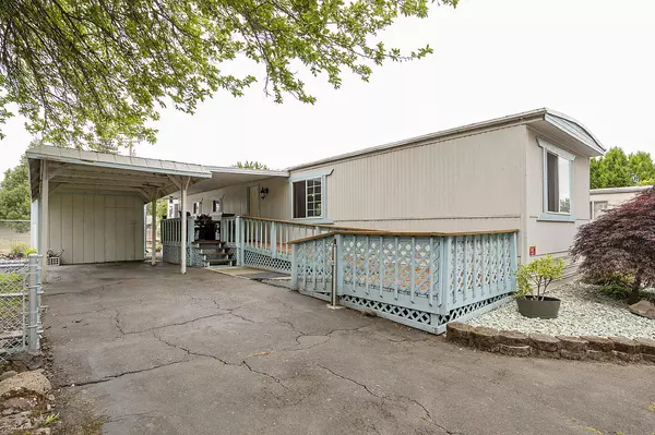 470 Old Highway 62 #SPC 46, Eagle Point, OR 97524