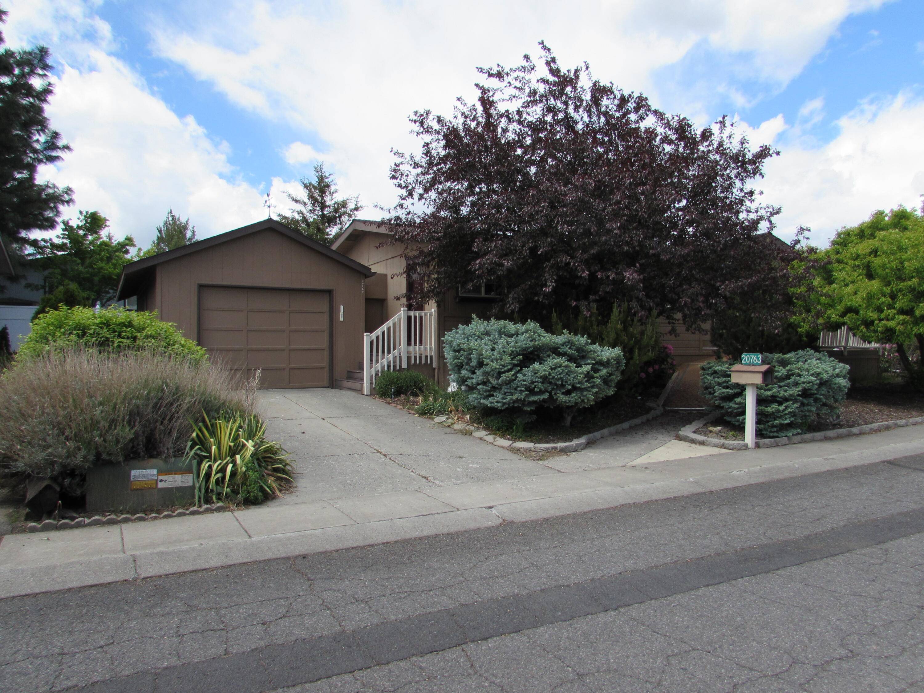 Bend, OR 97701,20763 Livengood WAY #54