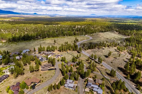 Bend, OR 97703,62781 Sand Lily WAY