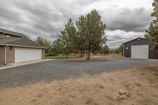 Redmond, OR 97756,5540 Loma Linda DR