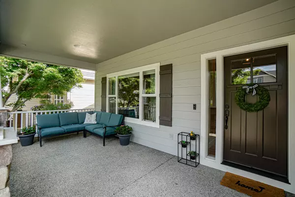 Central Point, OR 97502,1135 Shake DR