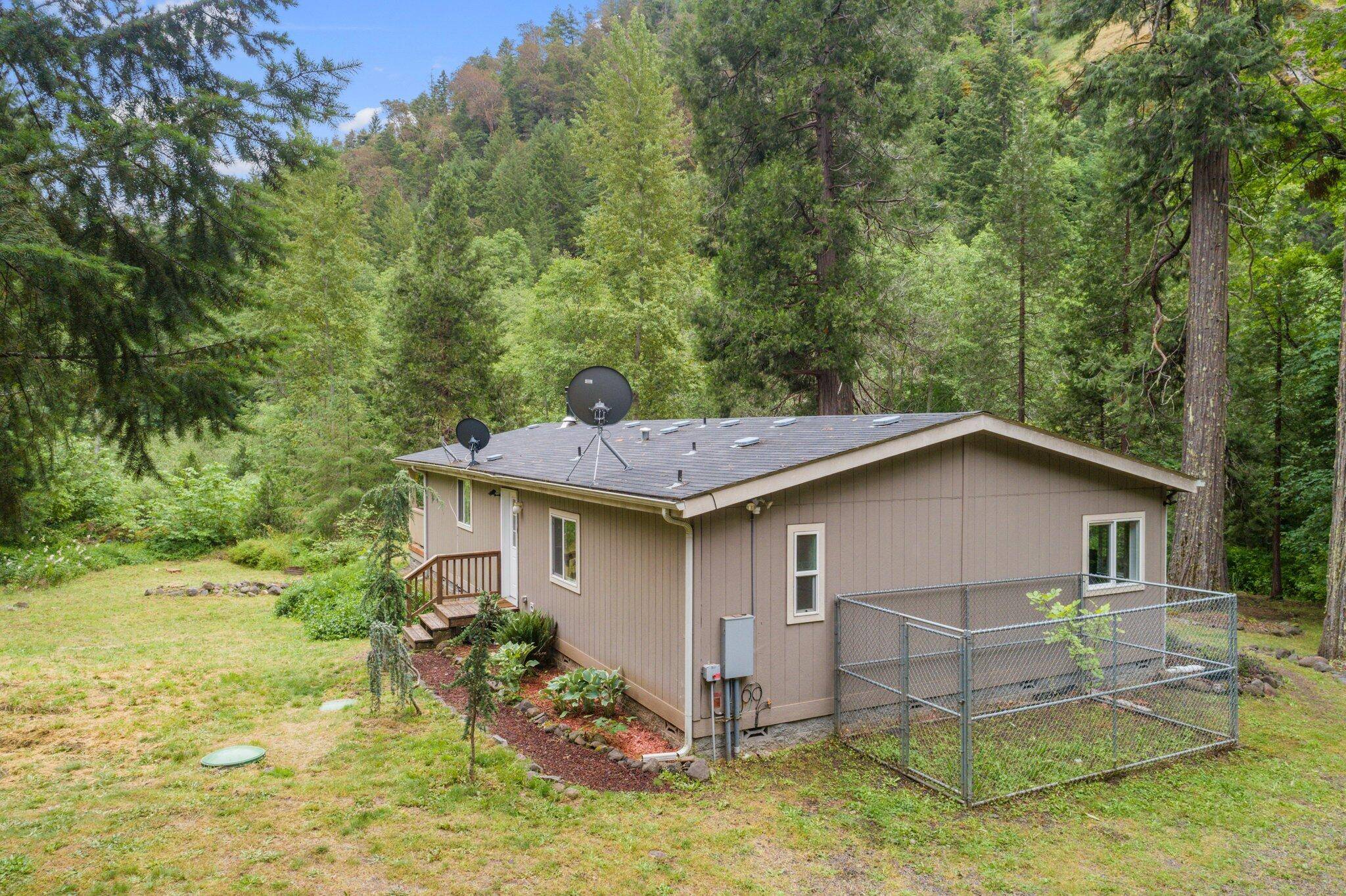 Eagle Point, OR 97524,12272 SF Little Butte Creek RD