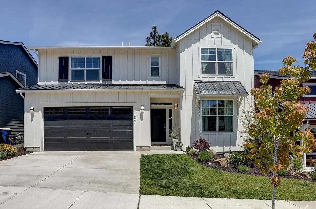 Bend, OR 97702,19994 Voltera PL