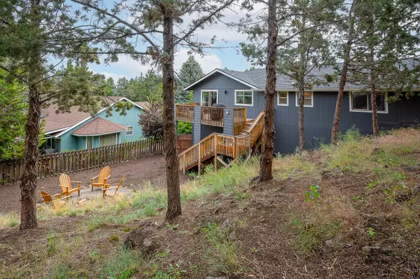 3037 Purcell BLVD, Bend, OR 97701