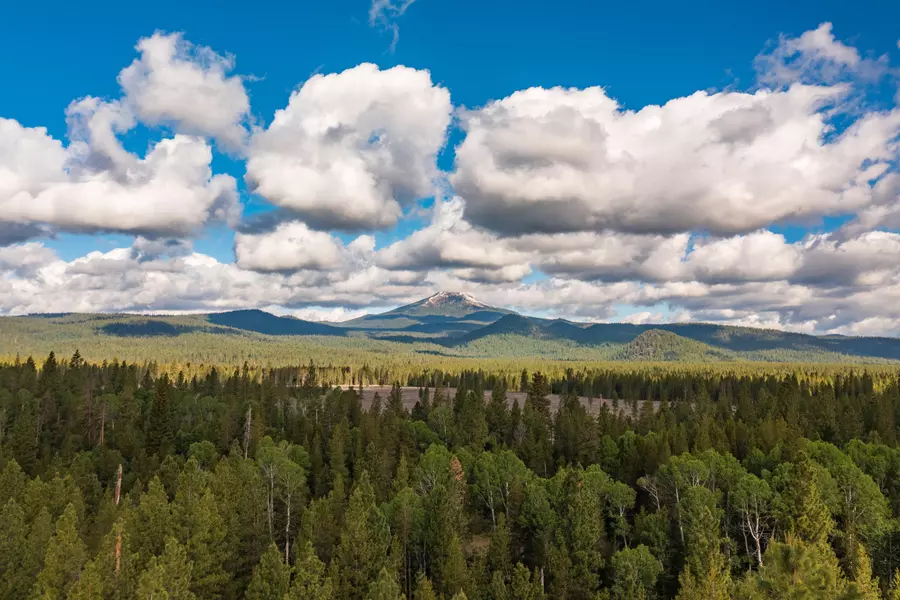 Sun Mountain RD, Chiloquin, OR 97624