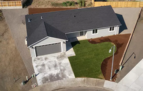 Phoenix, OR 97535,513 Orchard PL