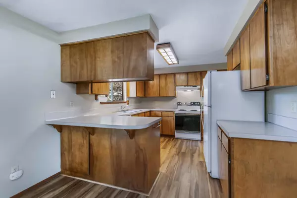 Bend, OR 97702,20535 Woodside CT