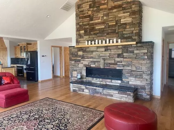 John Day, OR 97845,112 Charolais