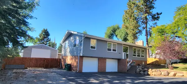 1240 McClellan DR, Klamath Falls, OR 97603