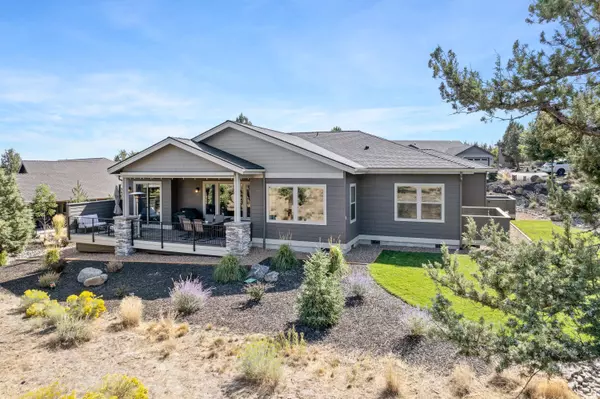 Redmond, OR 97756,221 Highland Meadow LOOP