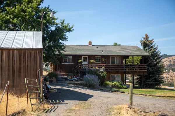 The Dalles, OR 97058,5922 Cherry Heights RD