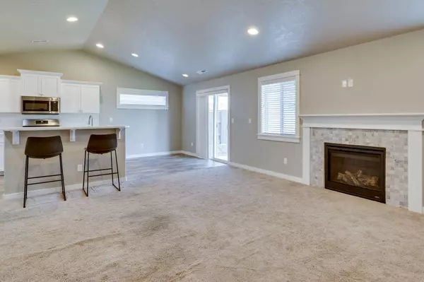 Redmond, OR 97756,2547 Hemlock WAY