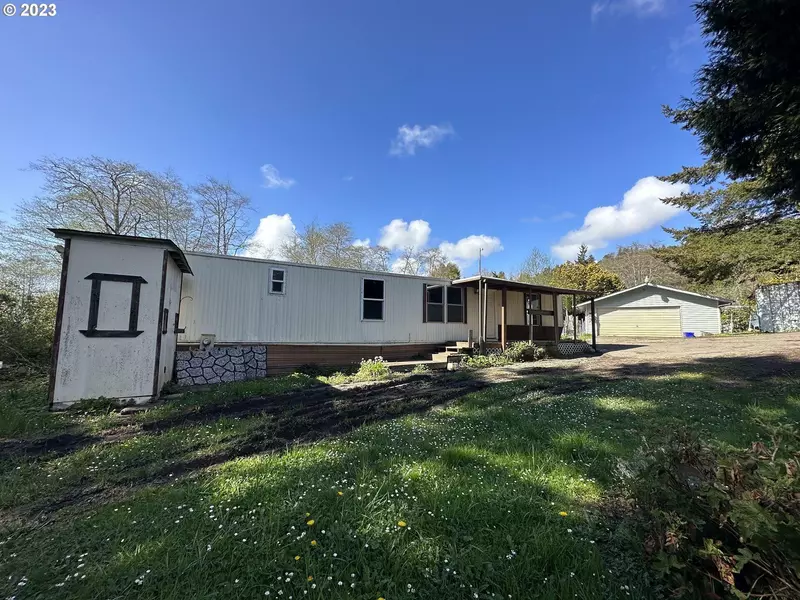 97936 Klamath AVE, Brookings, OR 97415