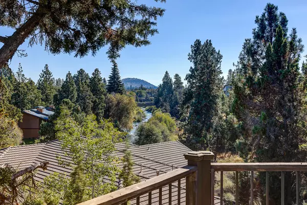 3134 Golf View DR, Bend, OR 97703