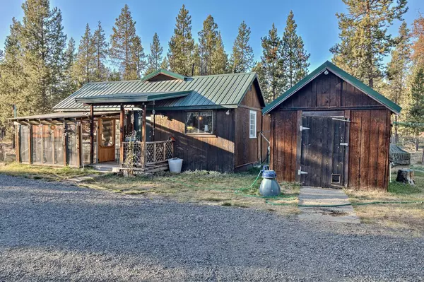 52590 Pine DR, La Pine, OR 97739