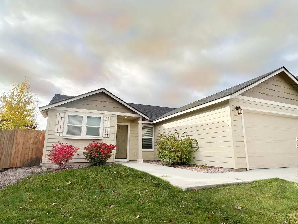 Redmond, OR 97756,3526 Pumice Stone AVE