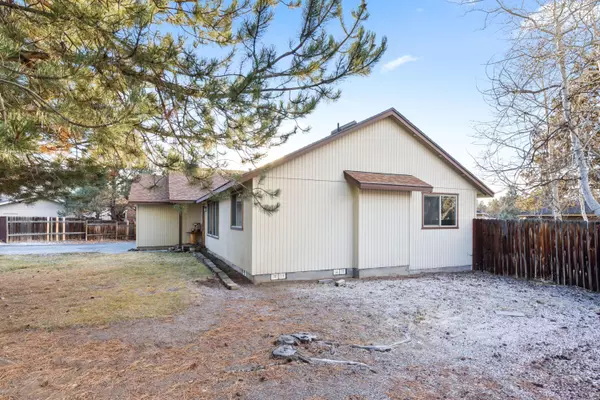 Bend, OR 97701,1779 Larado WAY