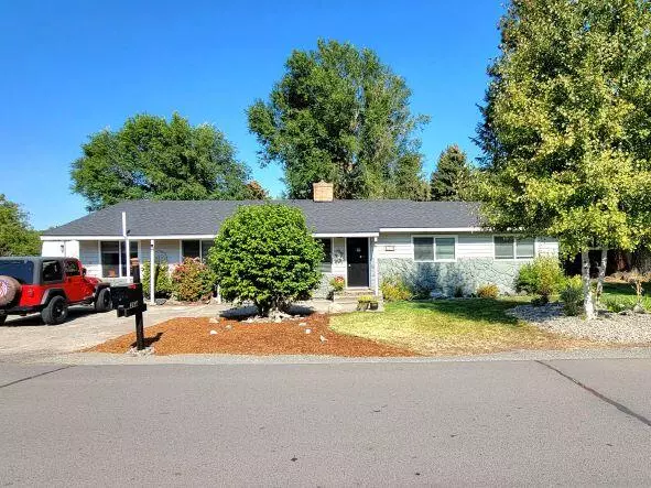 Prineville, OR 97754,364 Orchard LN