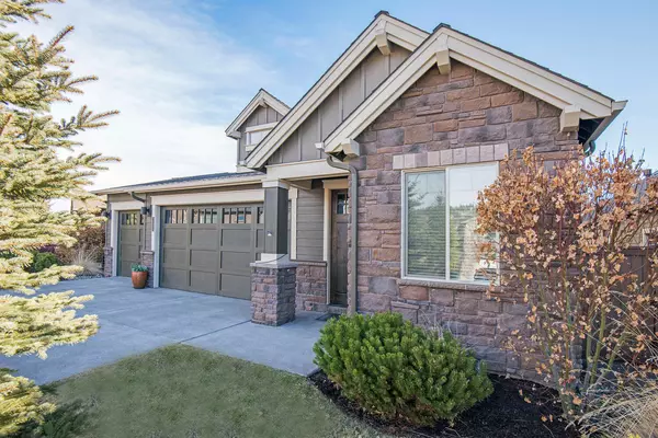 2630 Boulder Ridge LOOP, Bend, OR 97703