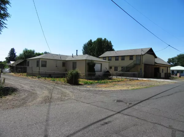 Tulelake, CA 96134,522,534 D ST