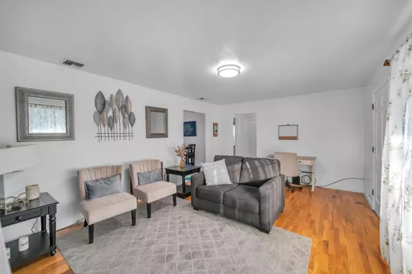 Medford, OR 97501,1224 Winchester AVE